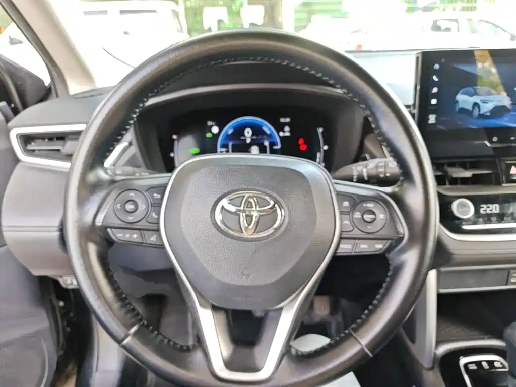 Toyota Frontlander 2023 2.0L Smart Hybrid Dual Engine Leading Edition фото 11
