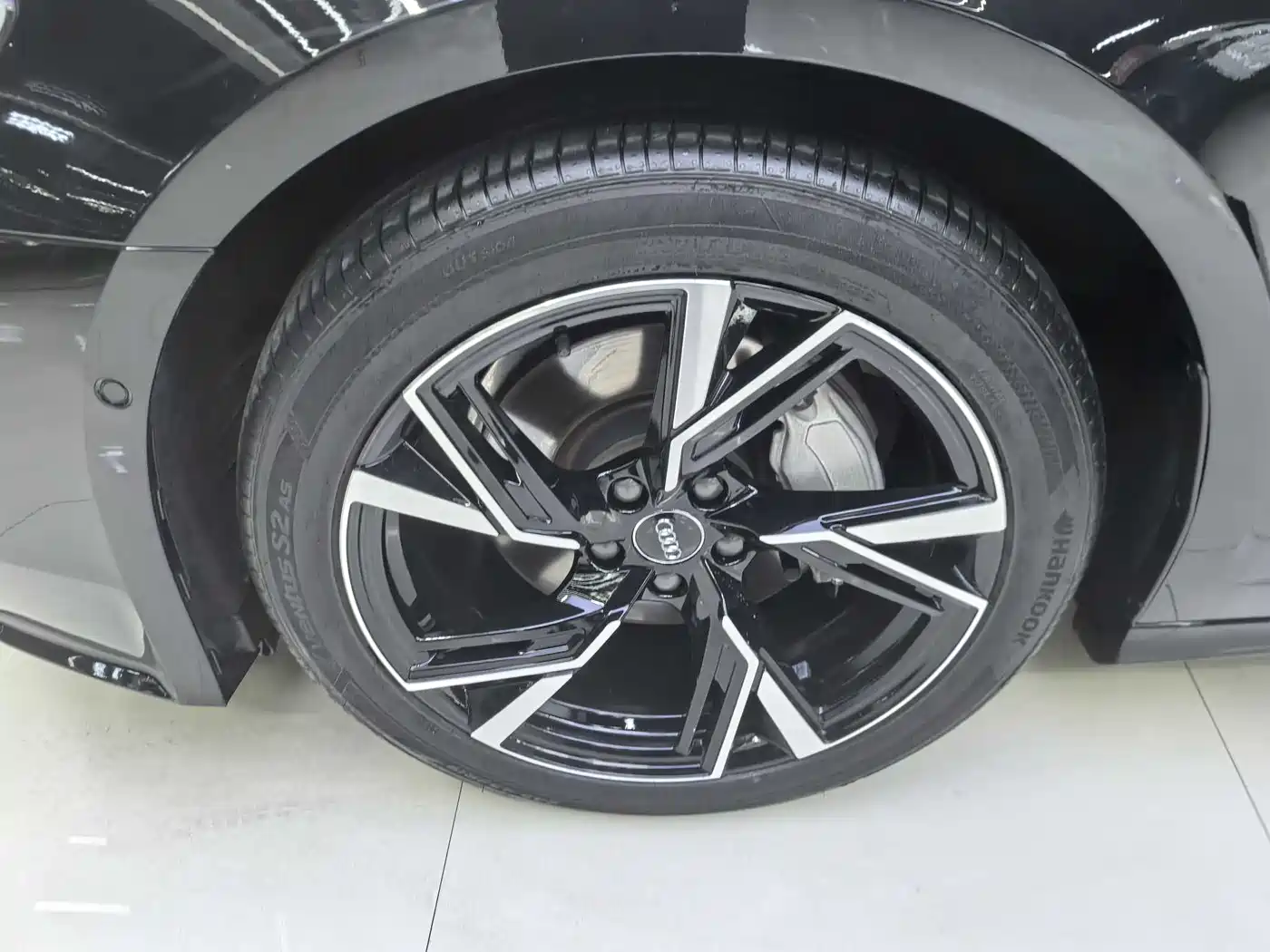 Audi A6L 2023 45 TFSI Premium Selection Dynamic фото 19
