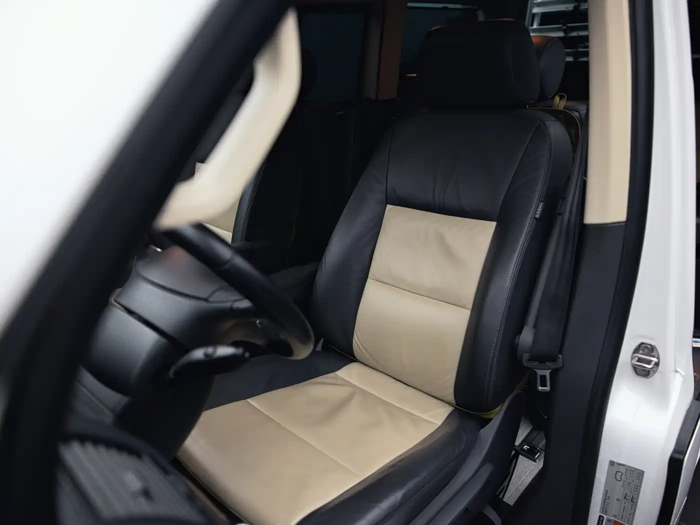 Volkswagen Multivan 2017 2017 2.0TSI 4WD Premium 6-Seater
