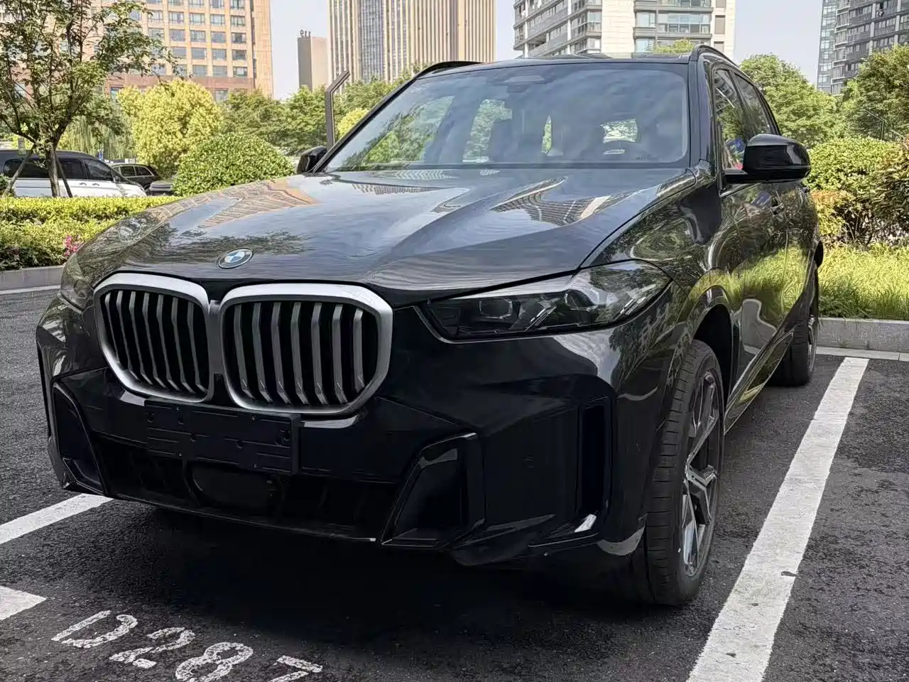 BMW X5 2026 xDrive 40Li M Sport Night Edition Package