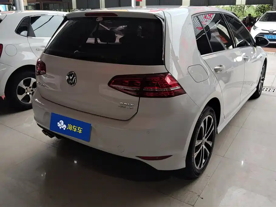 Volkswagen Golf 2016 280TSI Automatic Flagship фото 3