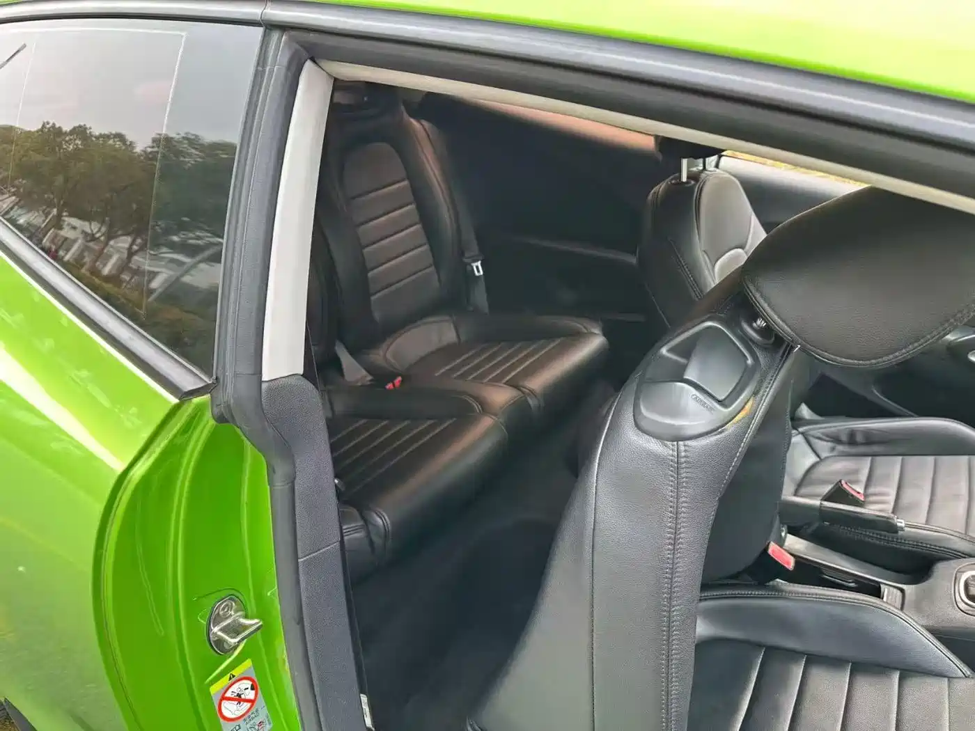 Volkswagen Scirocco 2015 1.4TSI Trend Edition фото 9