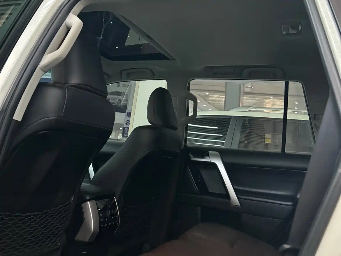 Toyota Prado 2019 3.5L Automatic TX-L Zunxiang Edition with Rear-mounted Spare Tire фото 8