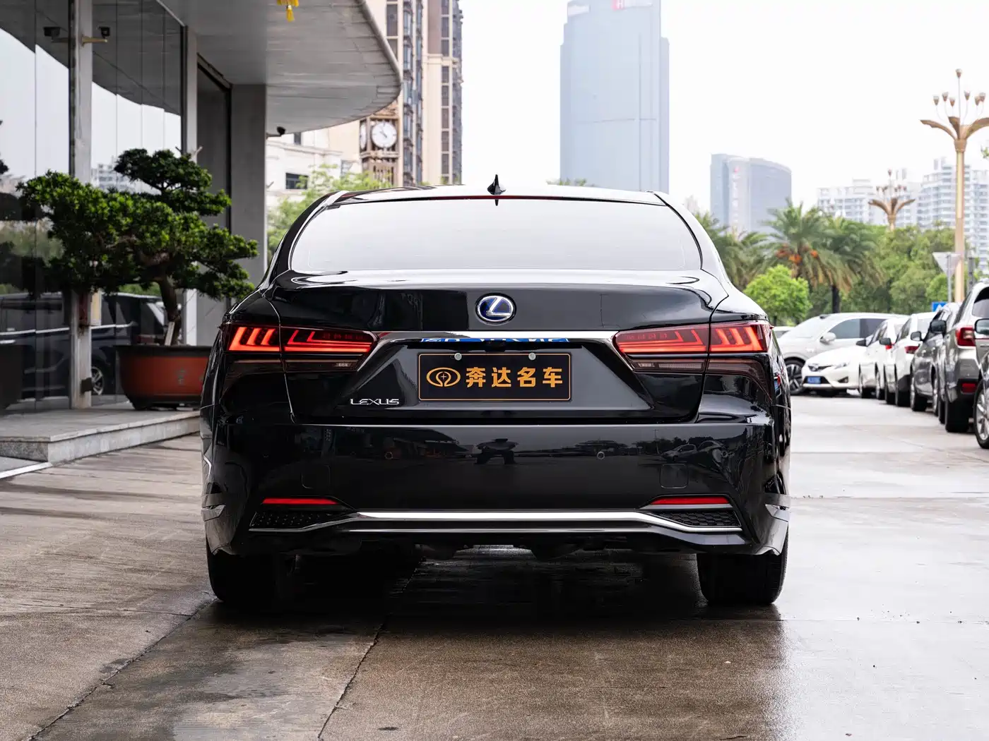 Lexus LS 2022 2021 500h Executive Edition