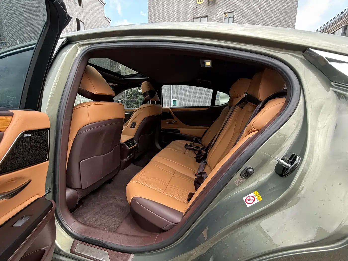 Lexus ES 2018 300h Executive Edition China V фото 6