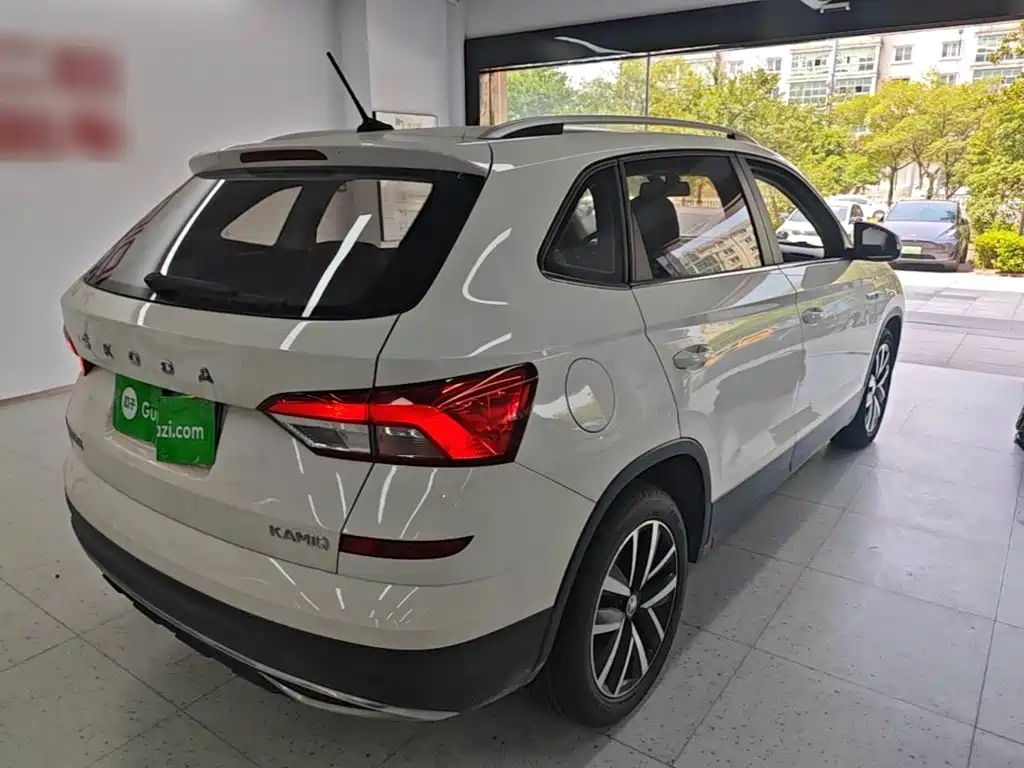 SKODA KOMICK