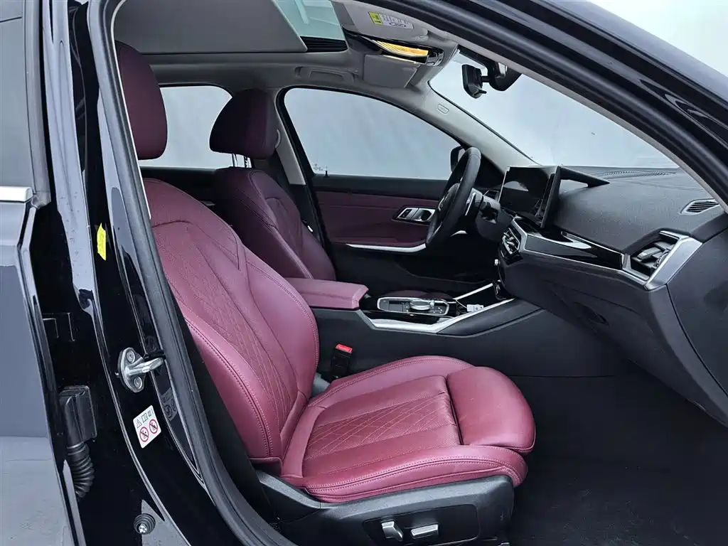 BMW 3 Series 2023 320Li M Sport Package фото 21