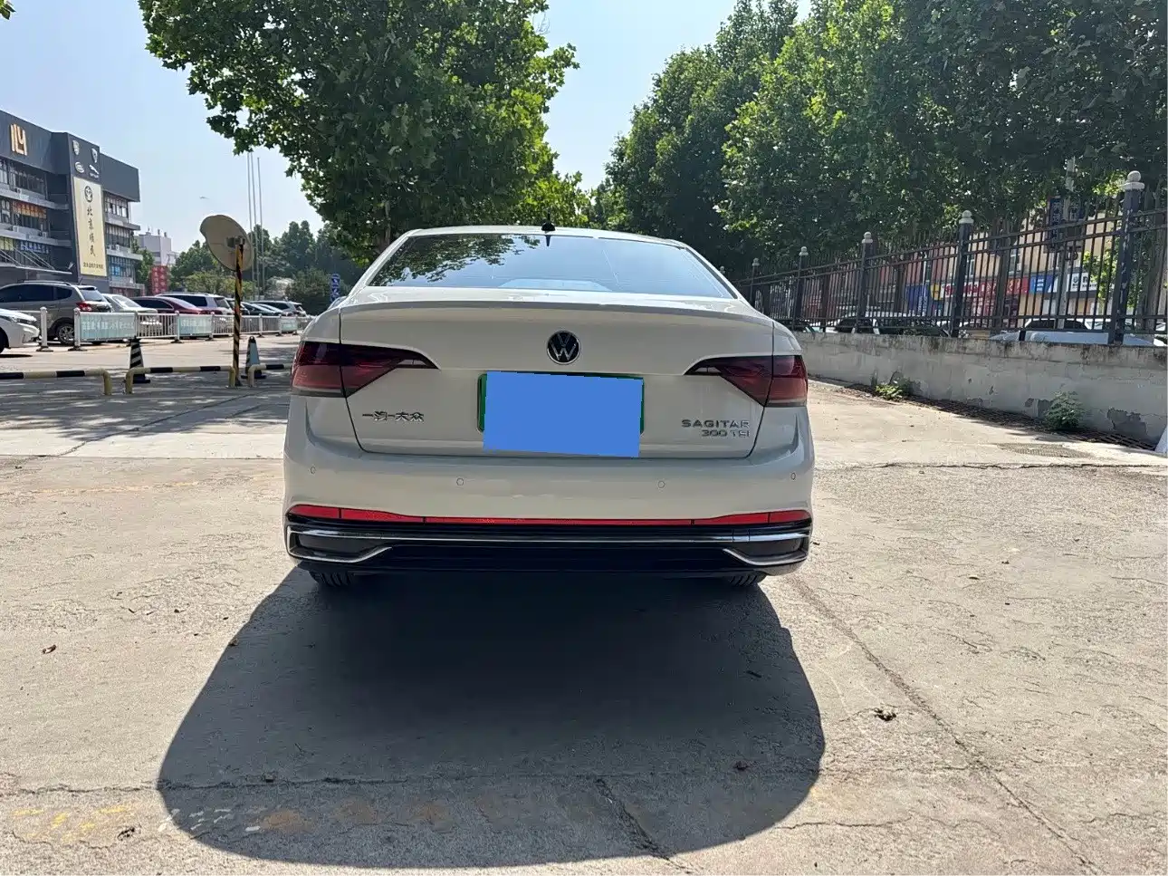 Volkswagen Sagitar 2023 300TSI DSG Surpassing Edition фото 5