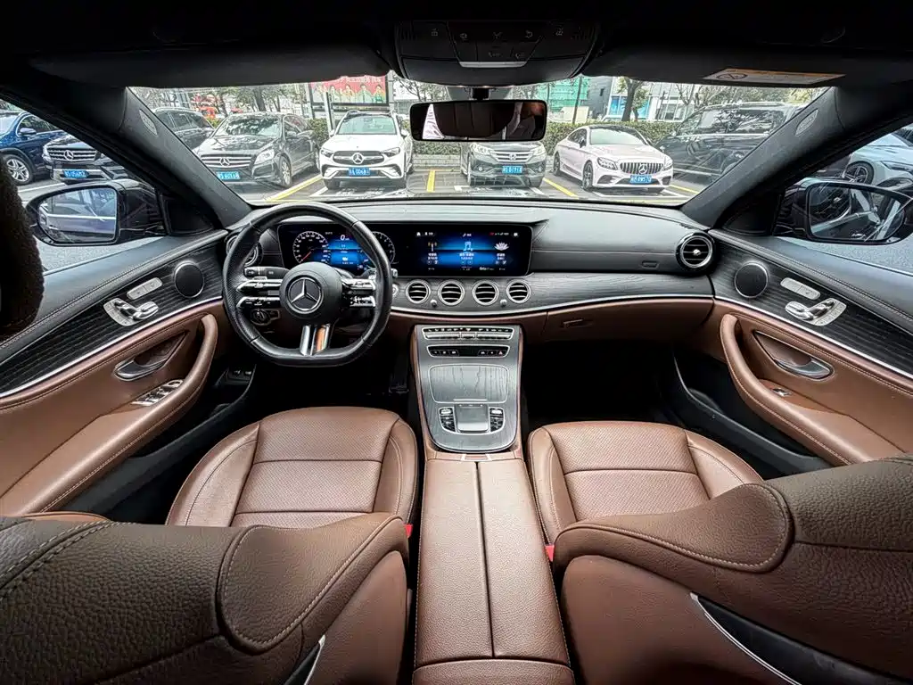 Mercedes-Benz E-Class New Energy 2023 E 350 e L Plug-in Hybrid Sport Sedan фото 6