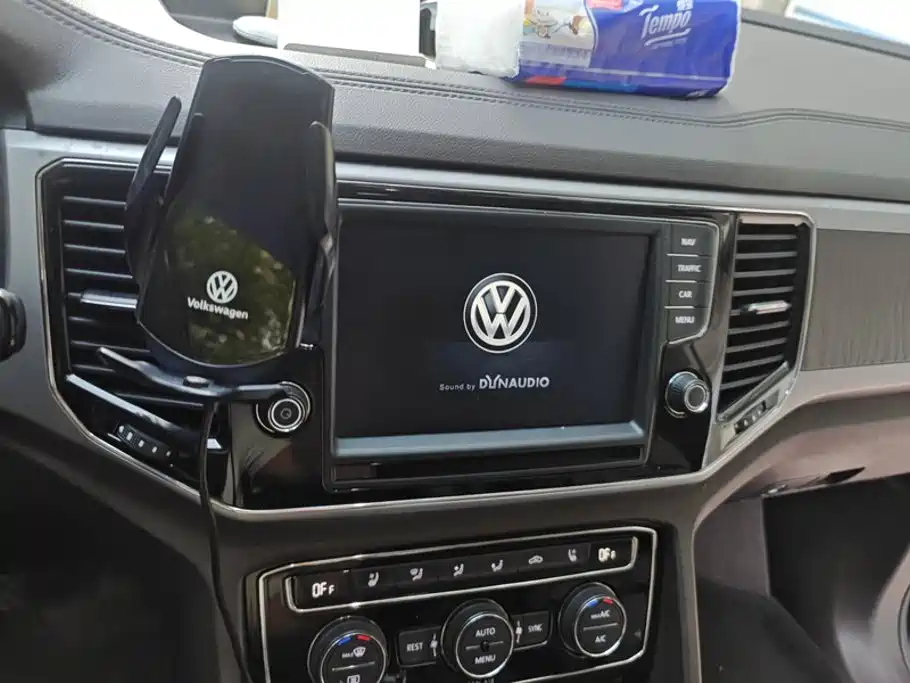 Фото 12 - Volkswagen Teramont