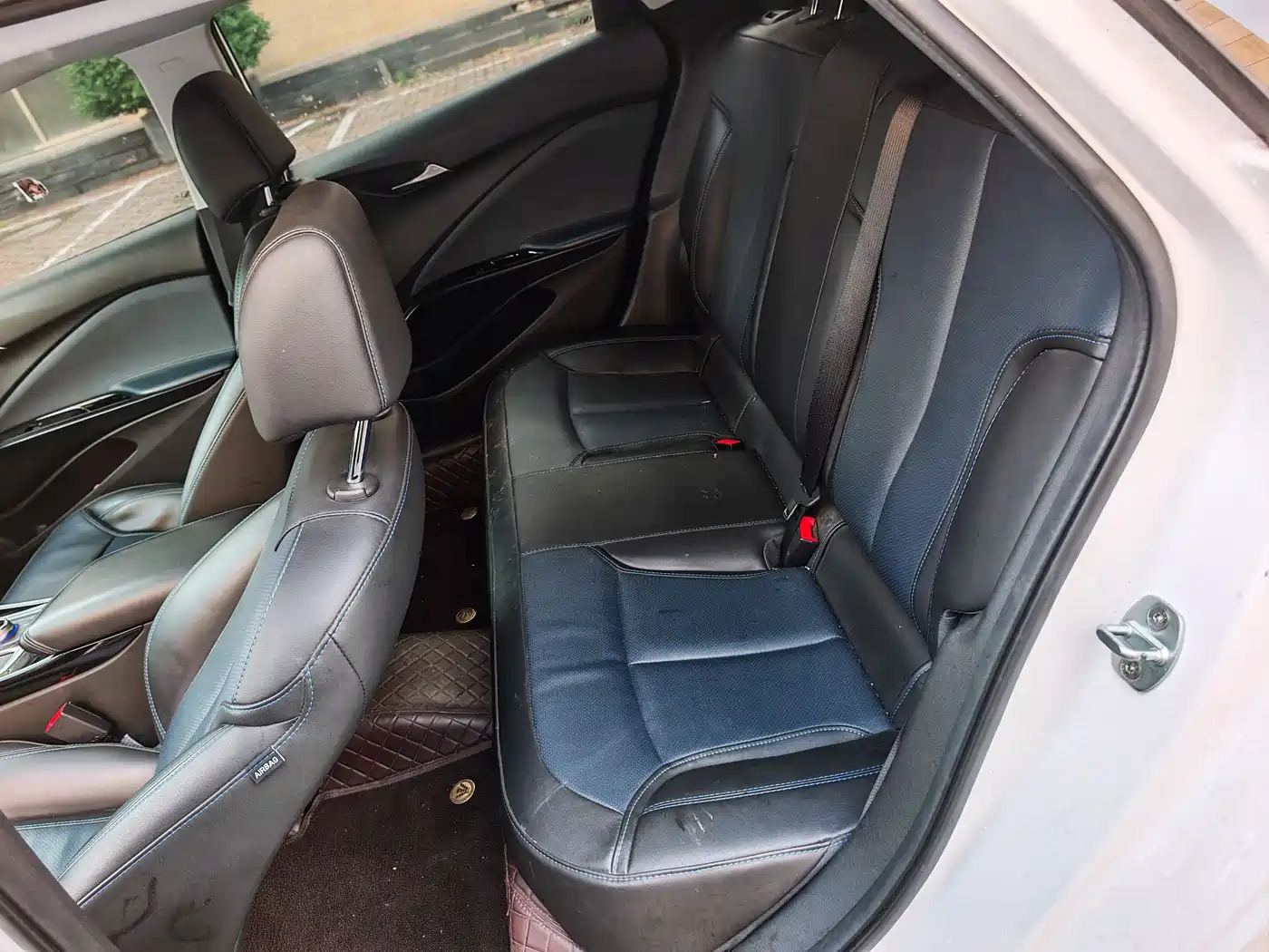 Buick Velite 6 2022 PHEV Connected Sharing фото 10