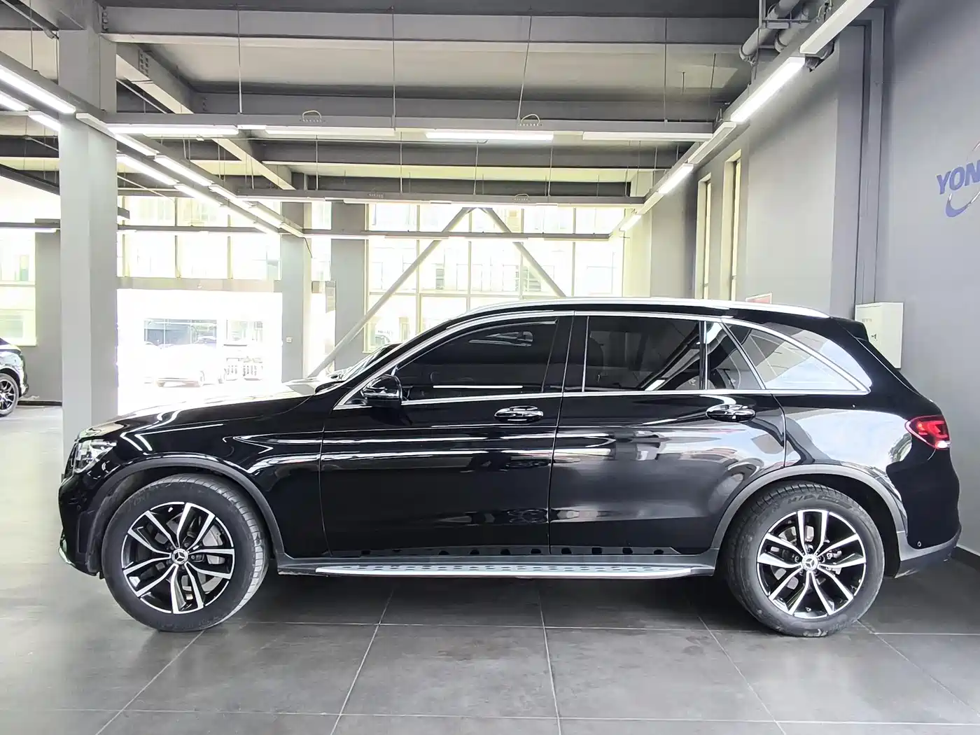 Mercedes-Benz GLC 2021 GLC 260 L 4MATIC Luxury фото 4