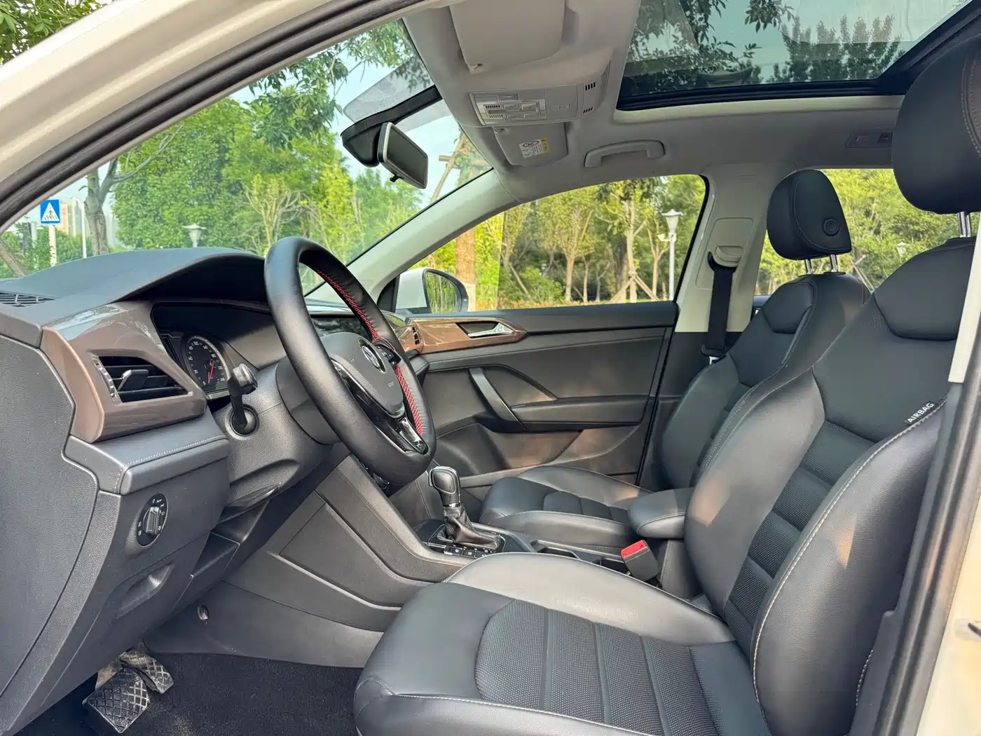 Volkswagen Tharu 2020 Model 280TSI 2WD Luxury Plus China V фото 4