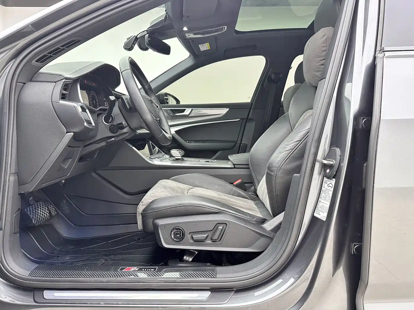 Audi A6L 2020 40 TFSI Luxury Dynamic фото 11