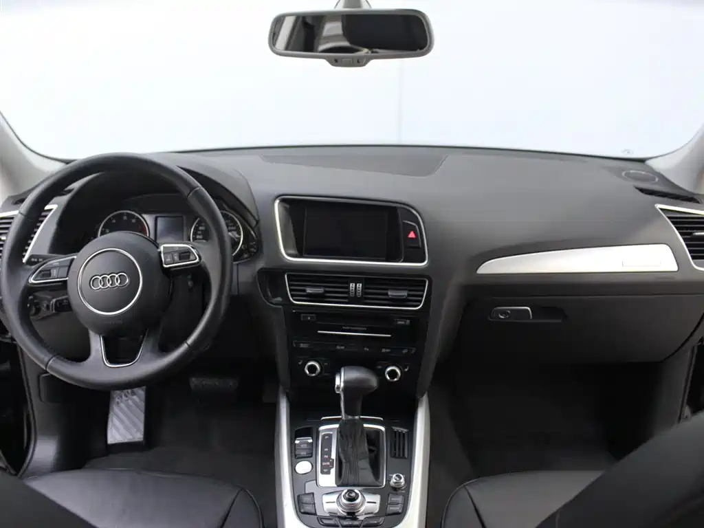Audi Q5 (Import) 2017 2013 45 TFSI quattro Sport