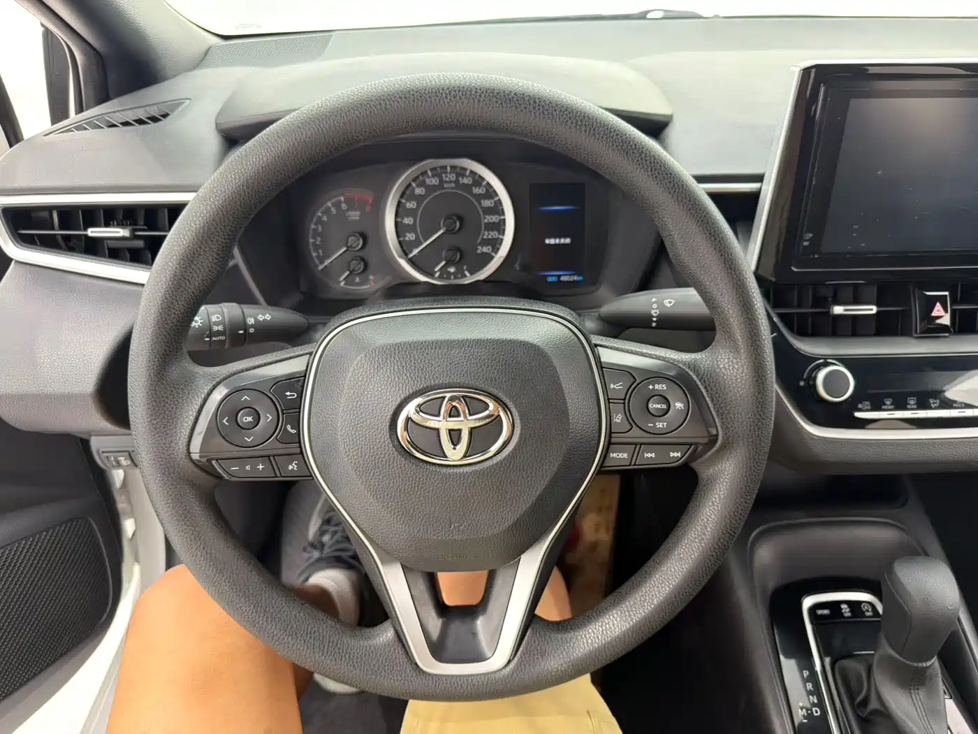 Toyota Levin 2022 185T CVT Luxury Edition фото 11