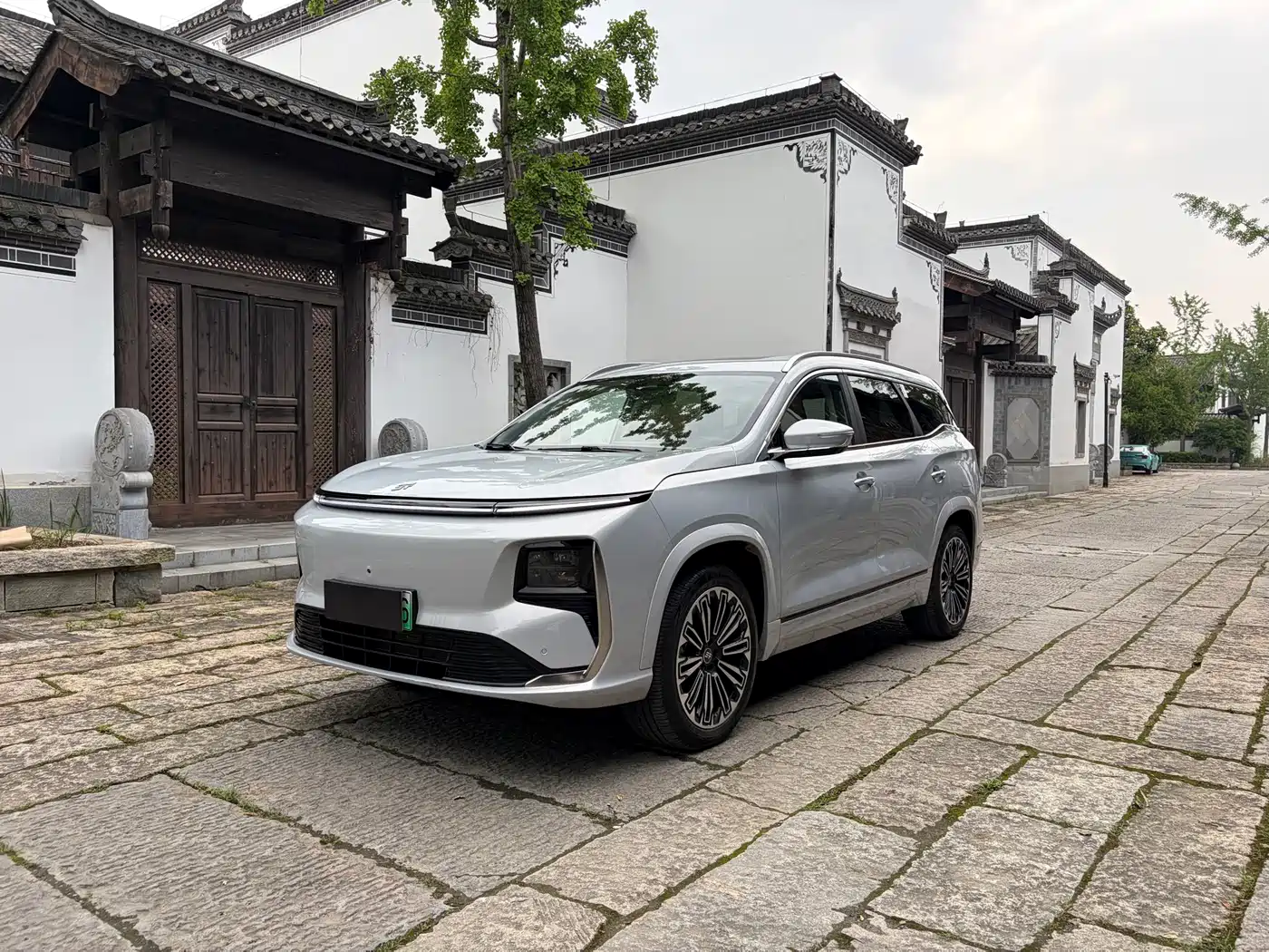 Jetour Shanhai L9 2025 2025 Model 1.5TD 2DHT Flagship 6-Seater