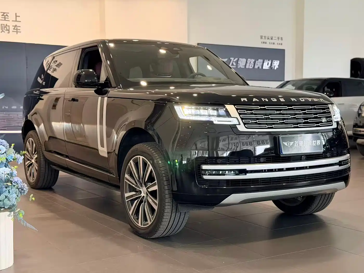LAND ROVER RANGE ROVER