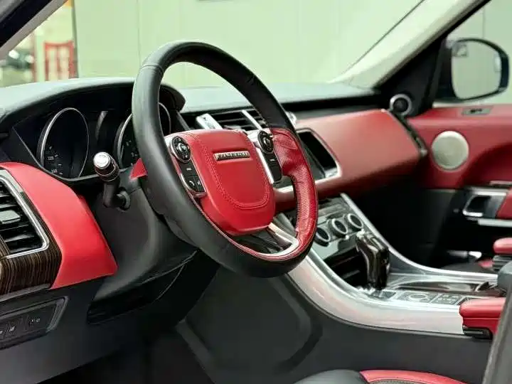 Land Rover Range Rover Sport 2017 3.0 SC V6 SE фото 8