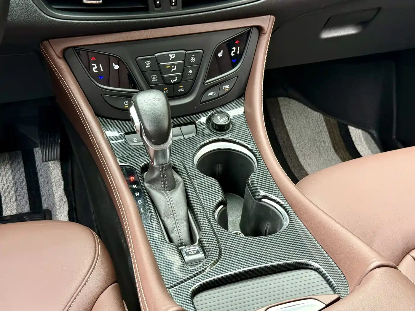 Buick Envision Plus 2018 20T 2WD Luxury фото 11