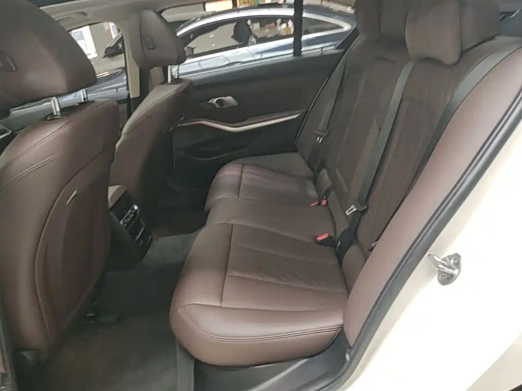 BMW i3 2022 eDrive 35 L фото 17