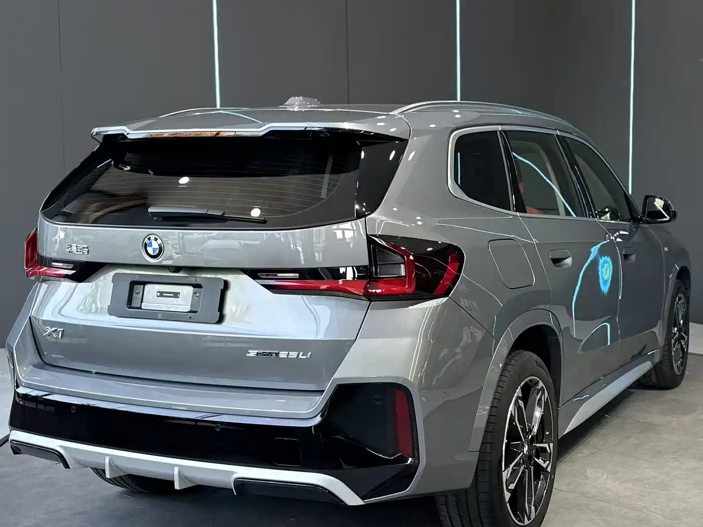BMW X1 2023 sDrive25Li M Sport Package фото 6