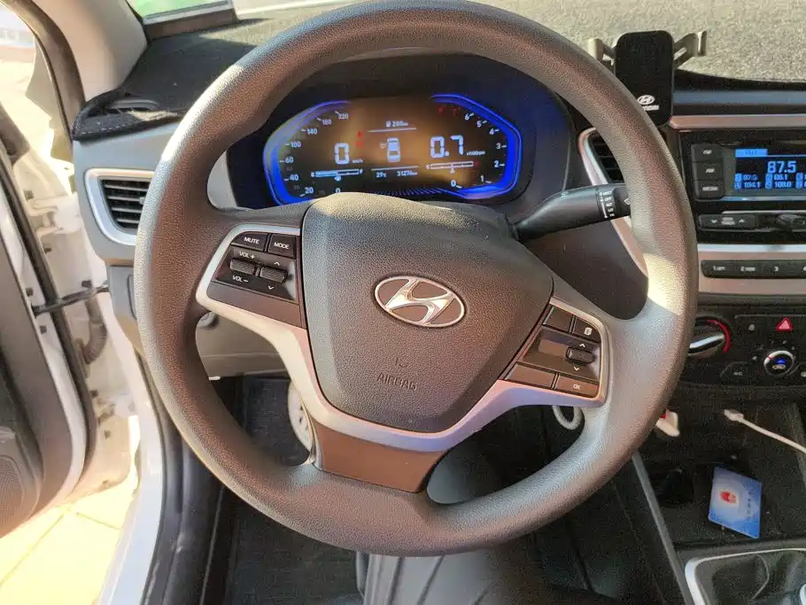 Hyundai Verna 2020 2020 1.4L Manual GLS Cool Edition
