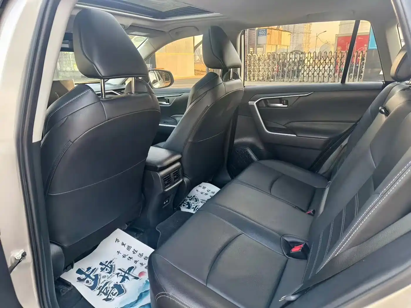 Toyota Wildlander 2021 Hybrid 2.5L E-CVT 2WD Luxury Edition фото 6