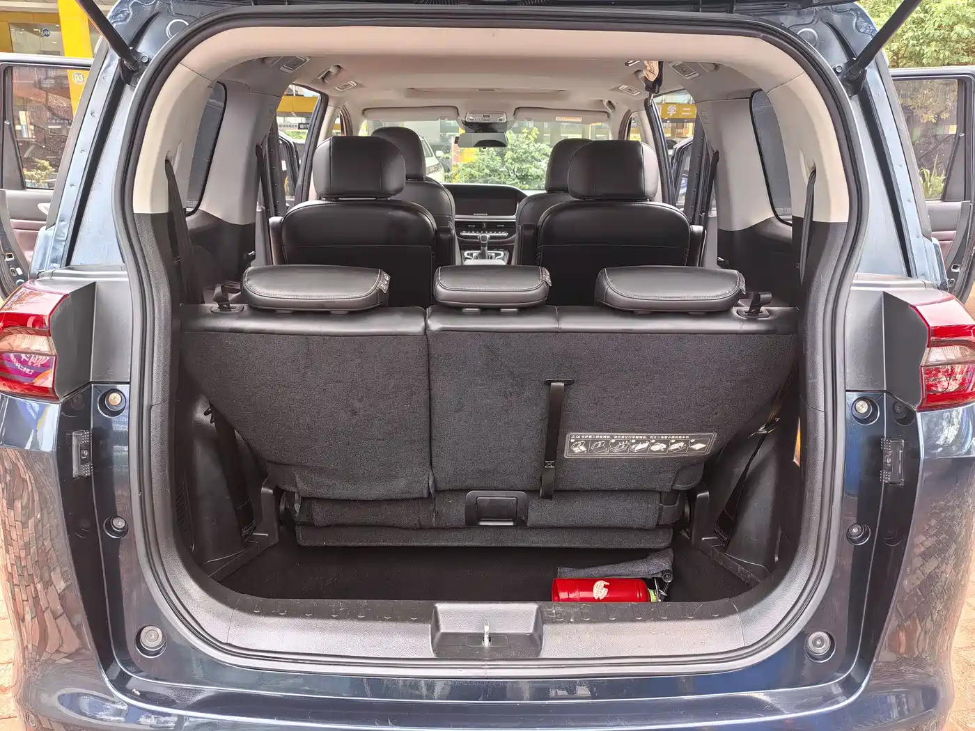 GAC Trumpchi Trumpchi M6 2021 270T DCT Luxury Edition (7-Seater) фото 12