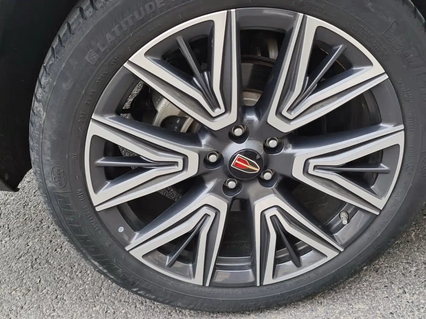 Hongqi HS5 2022 2.0T Smart Connect Flagship AWD Edition фото 18