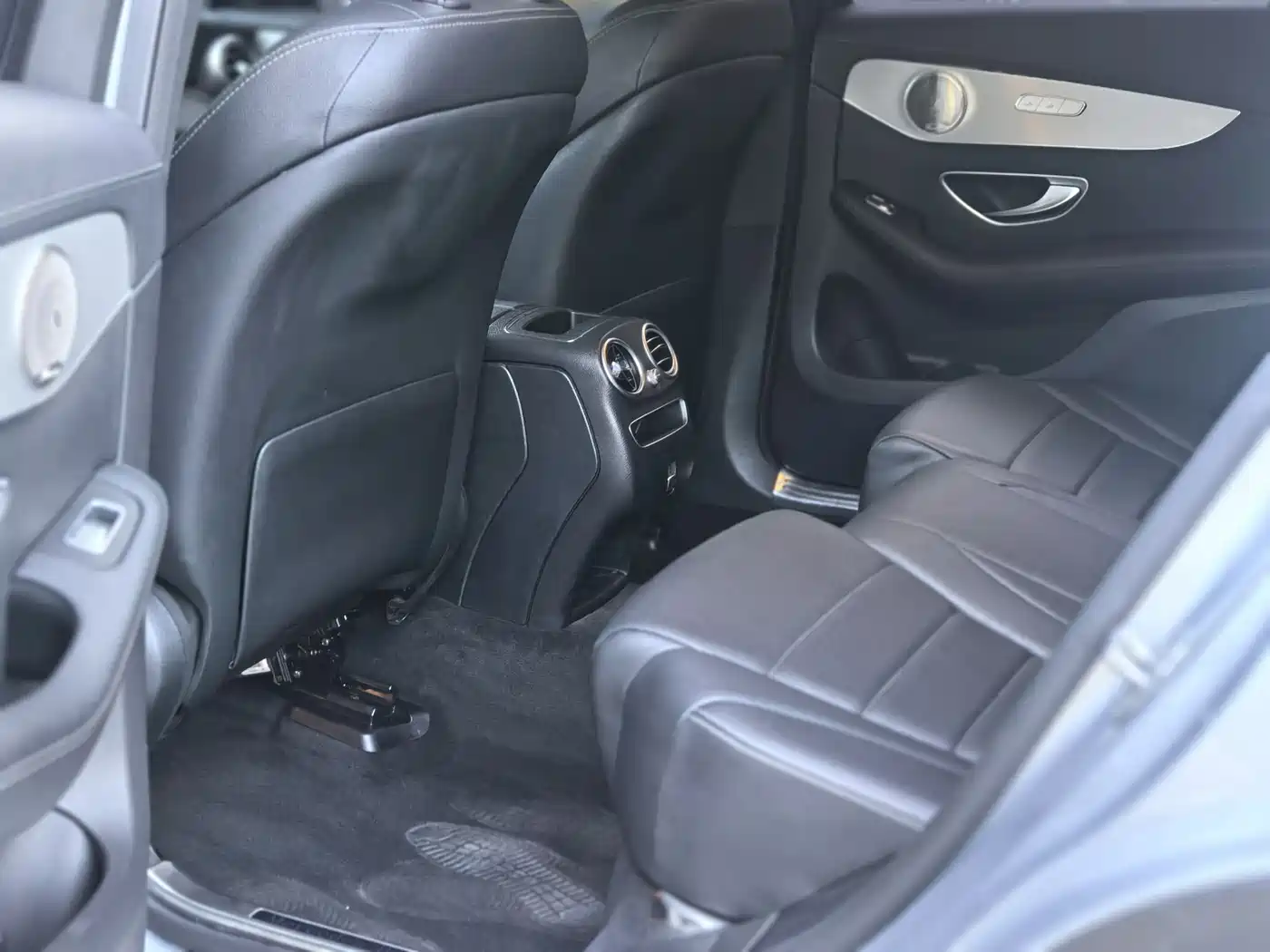 Mercedes-Benz GLC 2020 GLC 260 L 4MATIC Dynamic фото 10