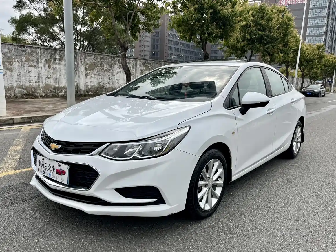 Chevrolet Cruze 2017 1.4T DCT Pioneer Sunroof