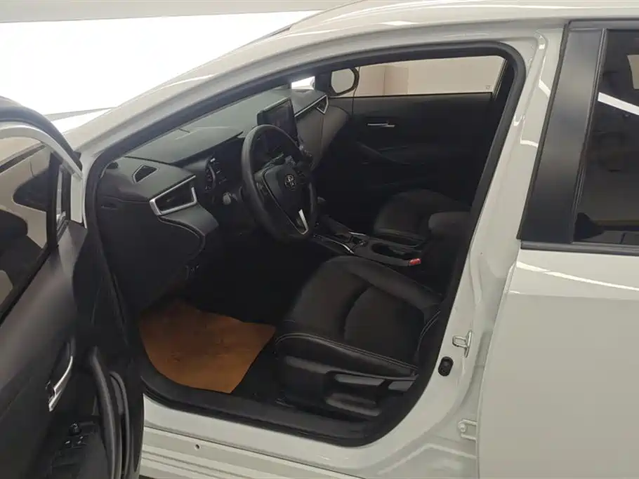 Toyota Corolla 2022 1.2T S-CVT Pioneer PLUS Edition фото 9