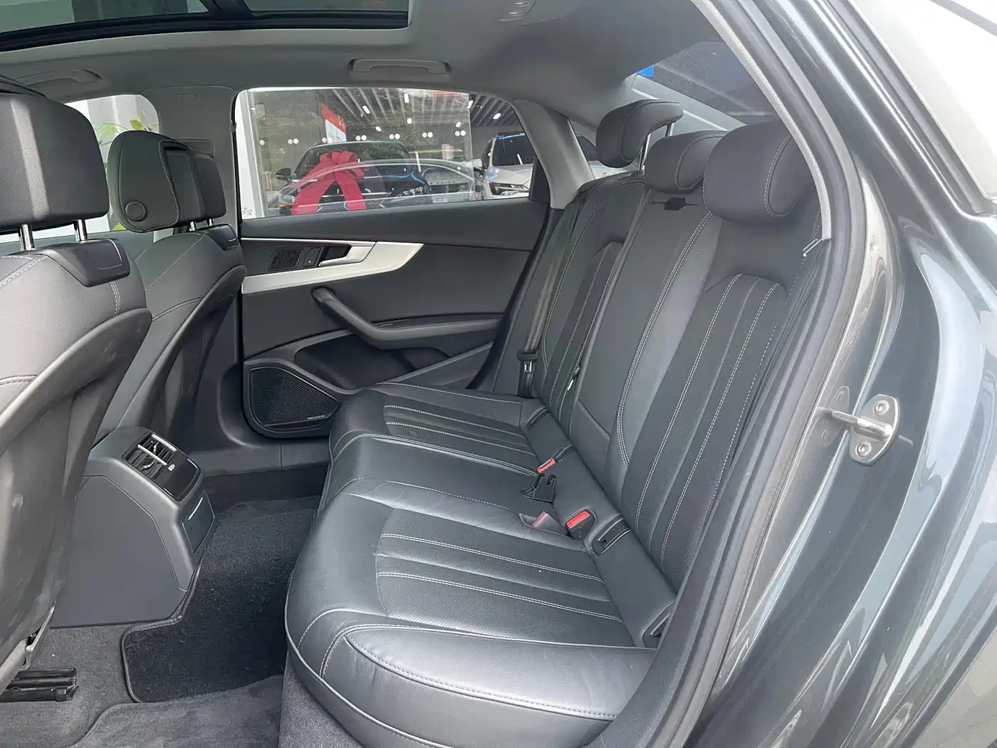 Audi A4L 2020 40 TFSI Fashion Dynamic Edition фото 12