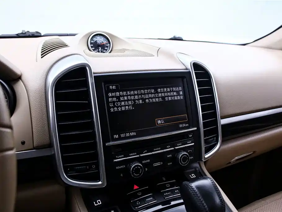 Porsche Cayenne 2011 Cayenne 3.0T фото 8