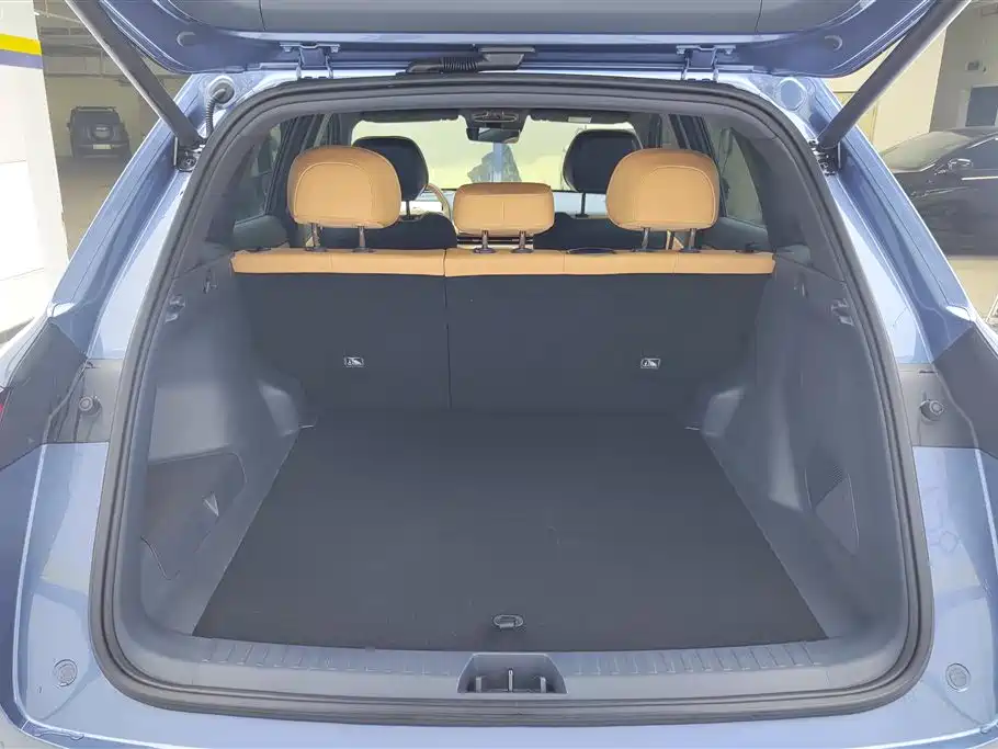 Geely Galaxy Galaxy Starship 7 EM-i 2025 120km Navigation Edition фото 4