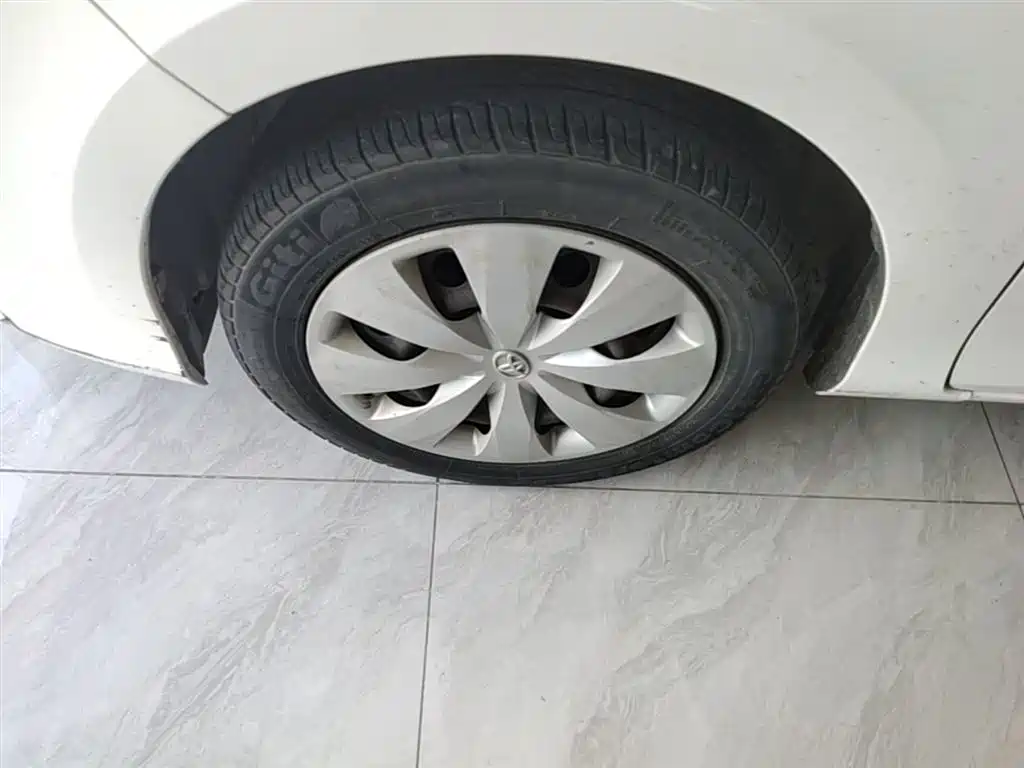 Toyota YARiS L Zhi Xuan 2016 Facelift 1.5E CVT Charming Edition фото 23