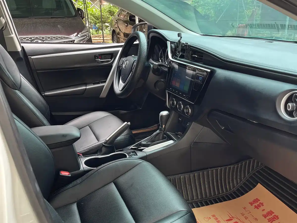 Toyota Levin 2018 185T CVT Luxury Edition фото 14