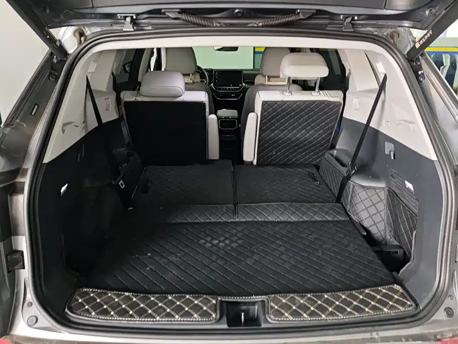 Volkswagen ID.6 X 2024 2023 Upgraded Powerful AWD Edition