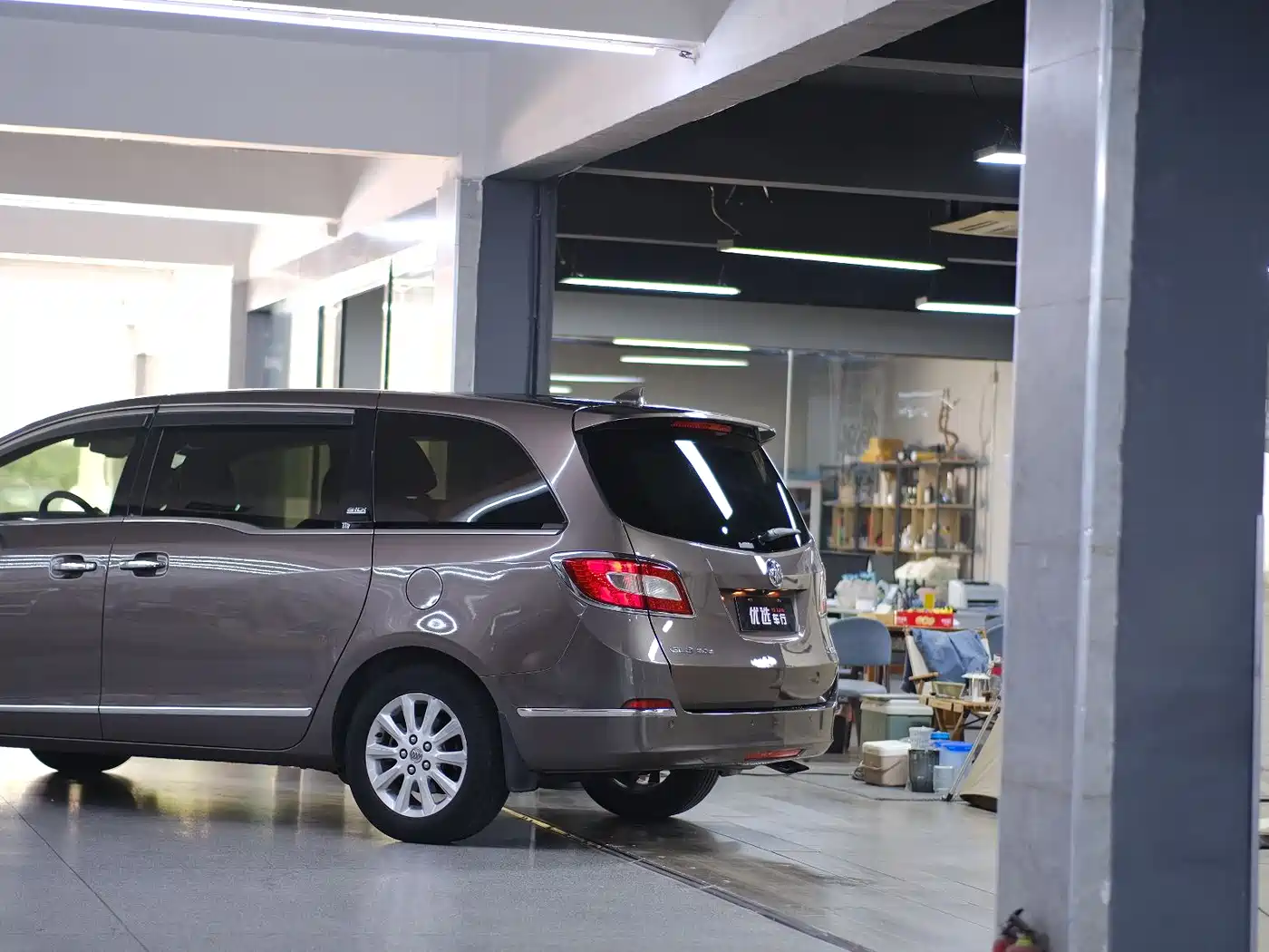 Buick GL8 2013 2.4L LT Luxury Business Executive Edition фото 14