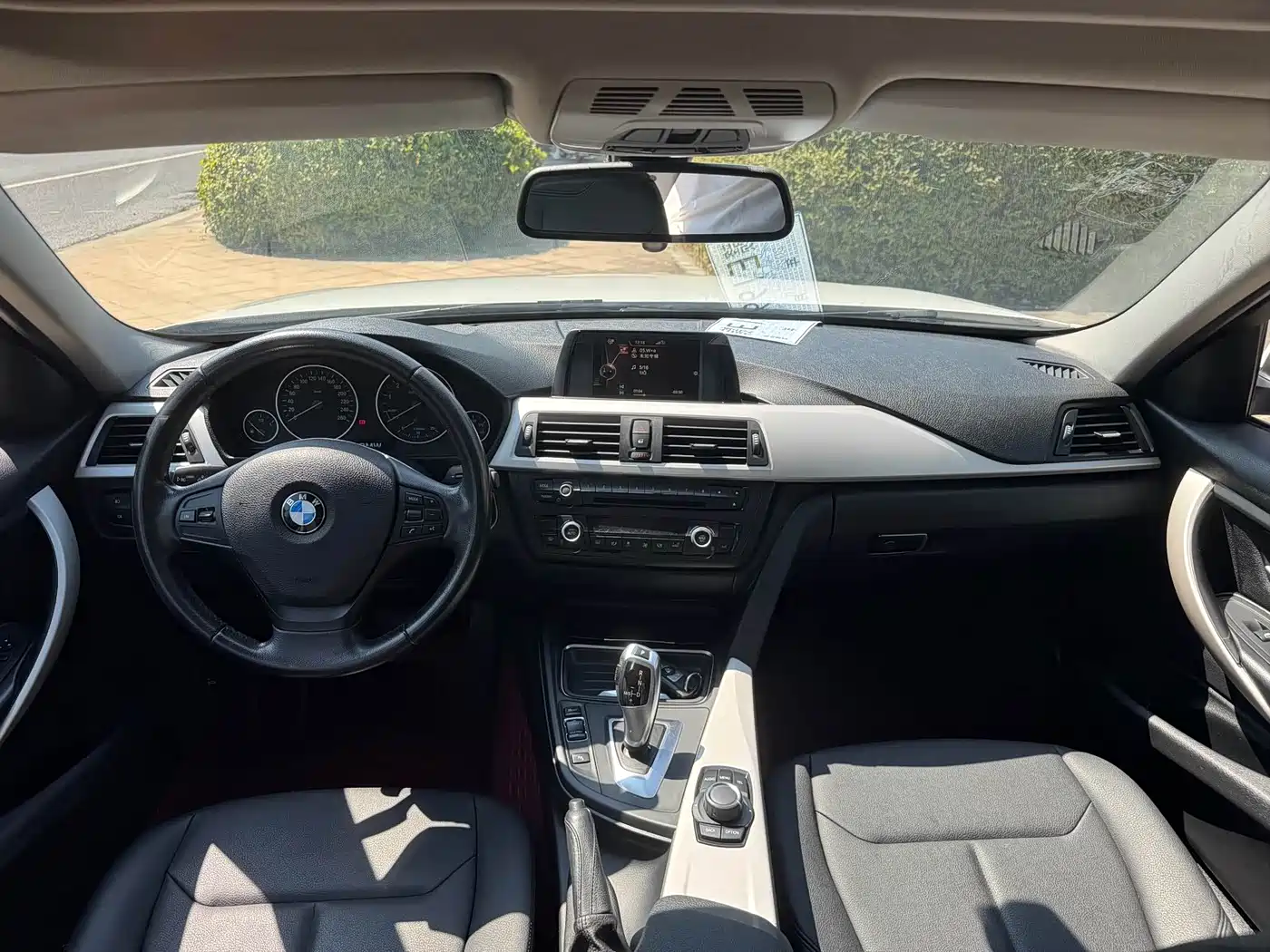 BMW 3 Series 2014 320Li Fashion фото 9