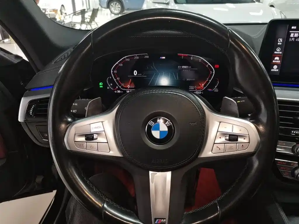 BMW 5 Series 2022 Model Second Facelift 530Li Leading M Sport Package фото 11