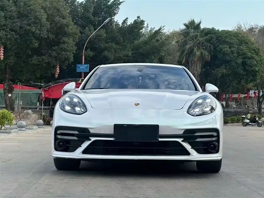 Porsche Panamera 2016 Panamera Executive Edition 3.0T фото 2