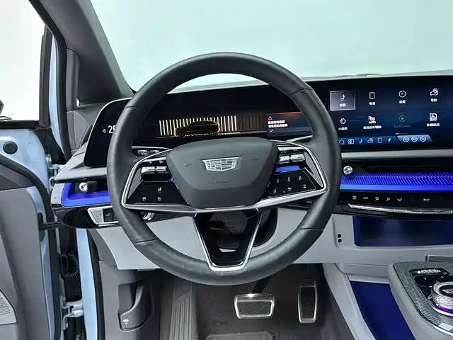 Cadillac IQ Ao Ge 2024 AWD Long Range Edition фото 13