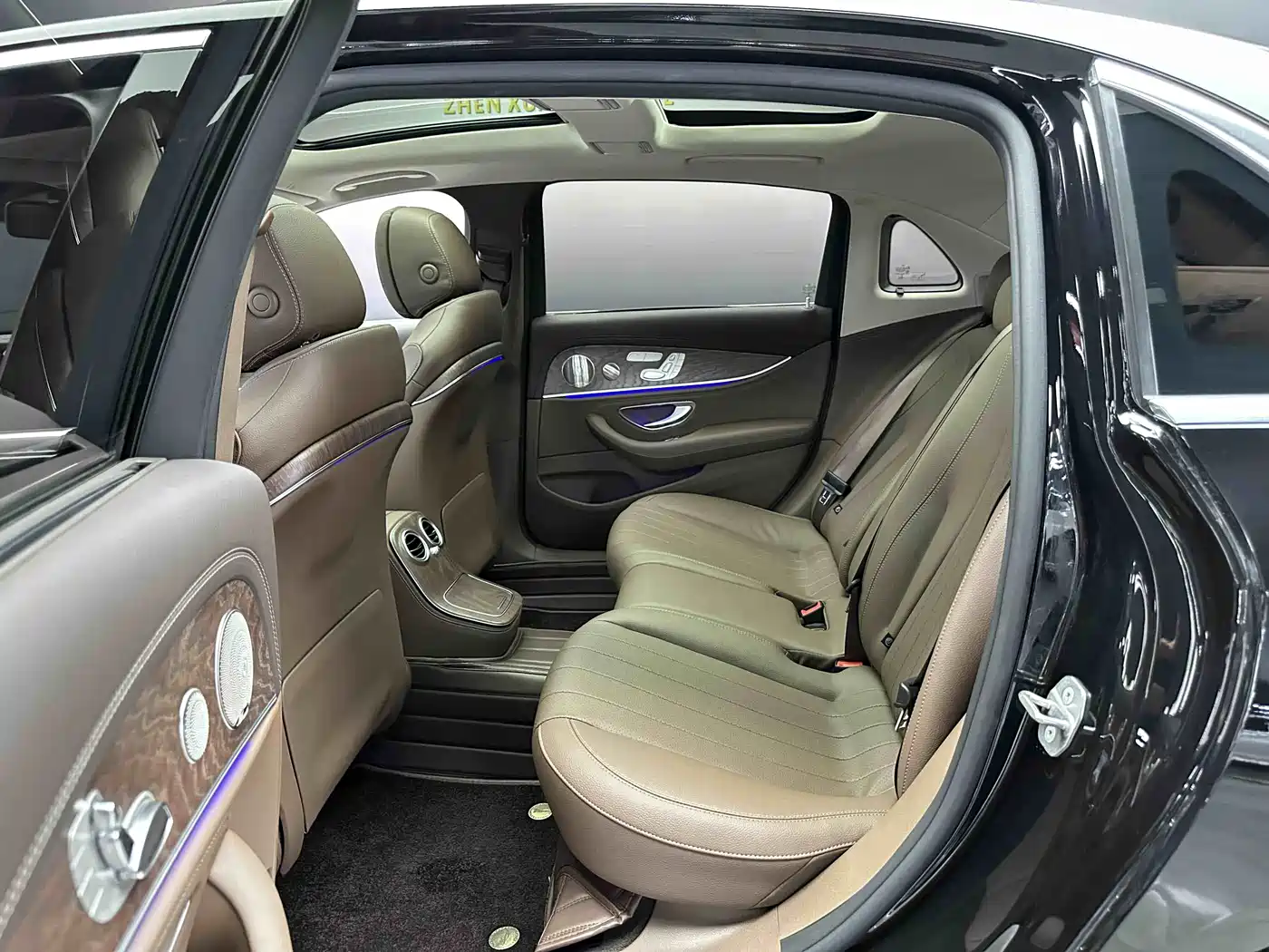 Mercedes-Benz E-Class 2022 Facelift III E 300 L Luxury фото 8