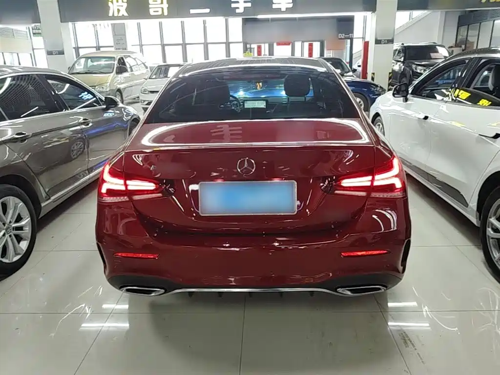 Mercedes-Benz A-Class 2021 A 200 L Sport Sedan Fashion Edition фото 6