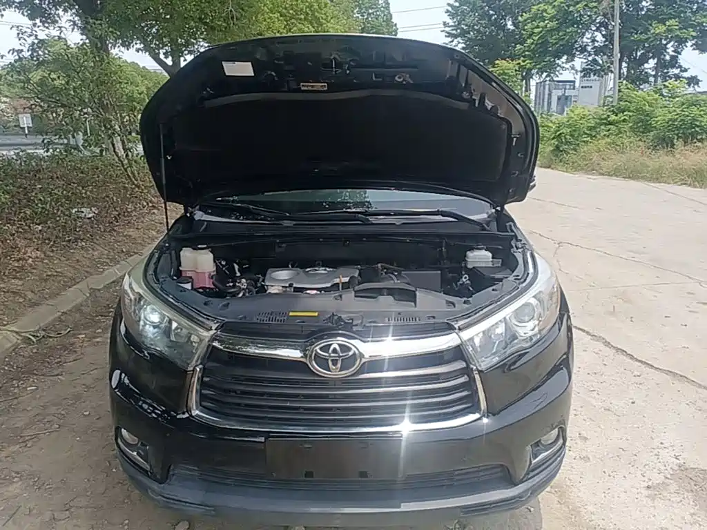 Фото 20 - Toyota Highlander