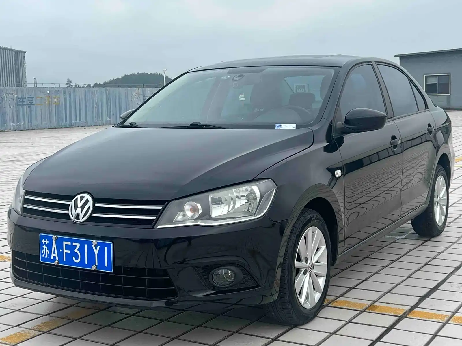Фото 1 - Volkswagen Jetta