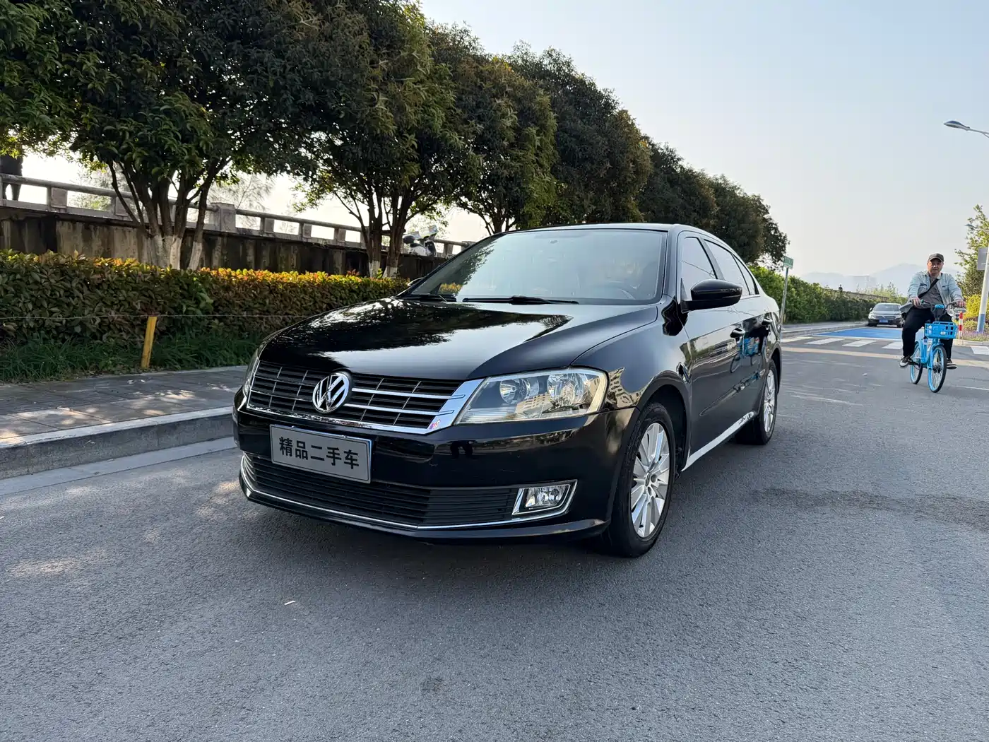 Volkswagen Lavida 2013 Model 1.4TSI DSG Luxury