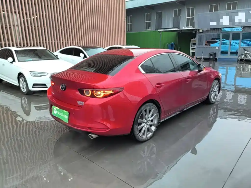 Photo 7 - Mazda Mazda 3